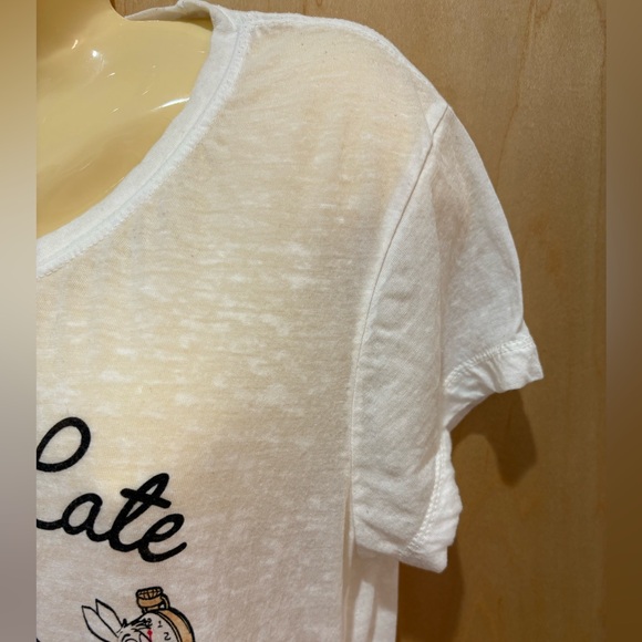 Disney White Rabbit Tee ⏱️ - Picture 3 of 5